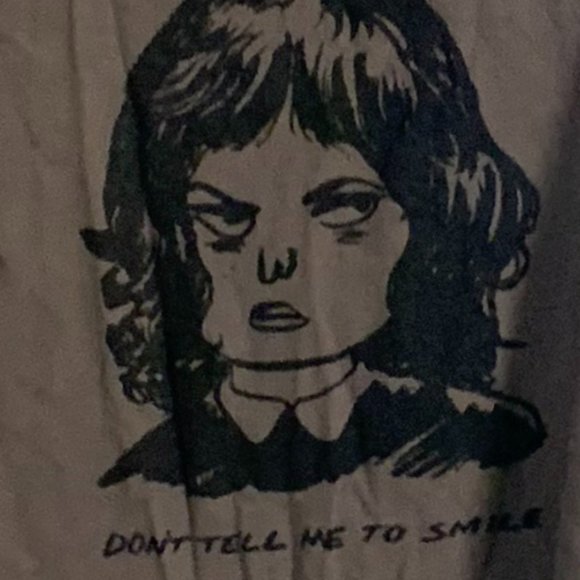 Grey 'crossed wires' t-shirt. -Grunge / alternative- - Picture 2 of 2